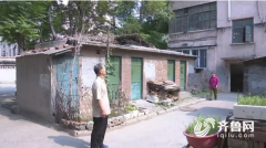 因为老两口住的这套房子要拆迁